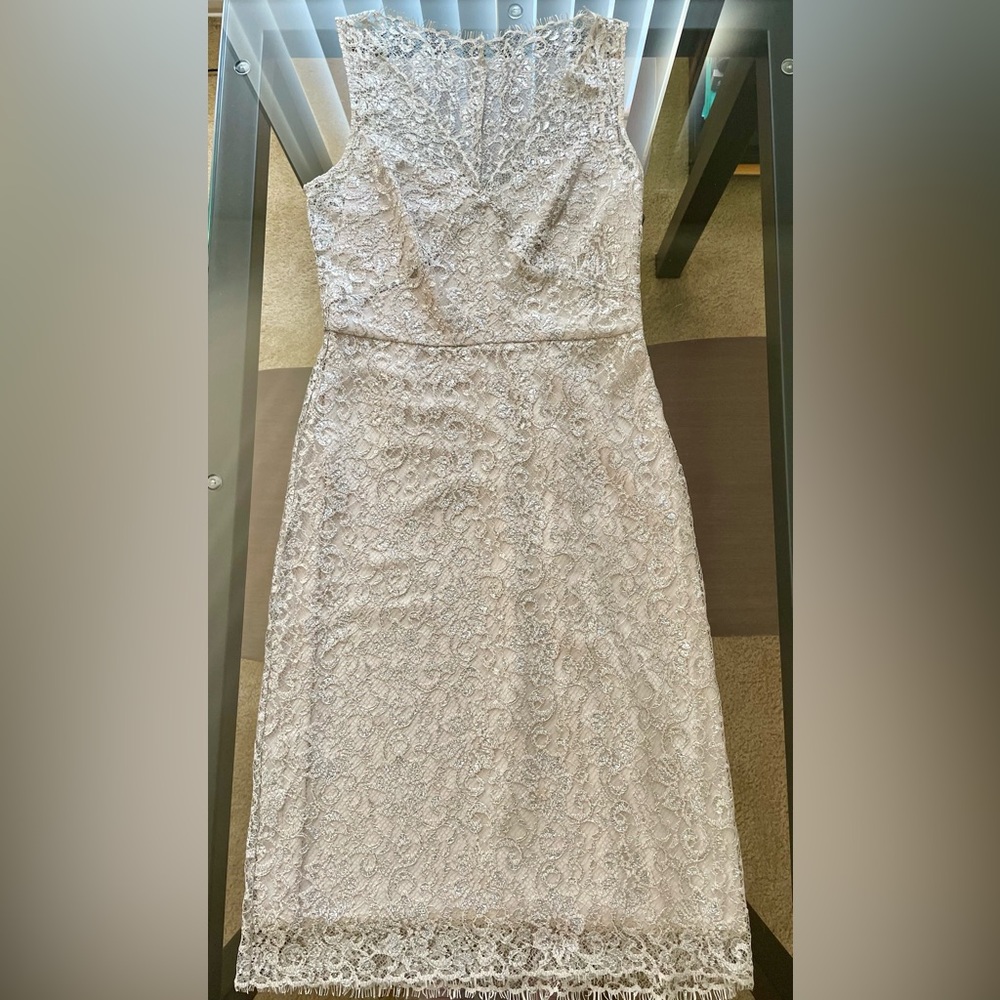 Elegant Lace Sleeveless Dress BCBGMAXAZRIA